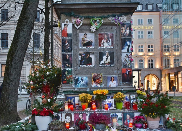 汙名化與公正：《以神之名：信仰的背叛》被金錢蒙蔽的真相